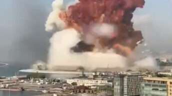 Страотно силна експлозија во Бејрут, десетици загинати, стотици повредени, разрушени објекти